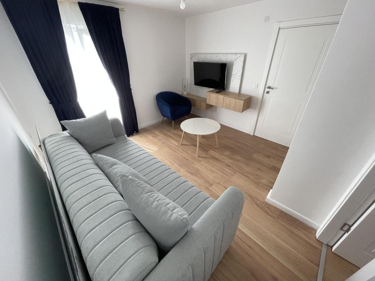Lungomare Apartments Petrovac Zewnętrze zdjęcie